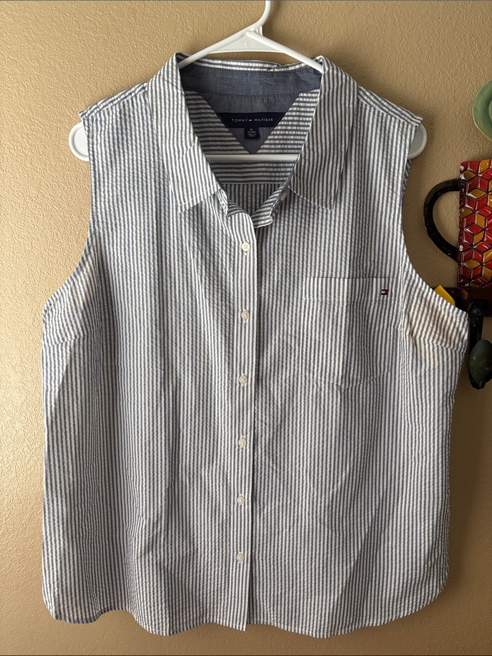 Tommy Hilfiger seer sucker Blue and White Striped Sleeveless Button-Up Shirt